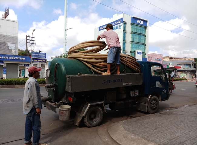 Dịch vụ hút hầm cầu tại Hắc Dịch